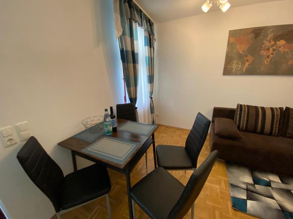Apartment Altstadt 2 بيرنا المظهر الخارجي الصورة